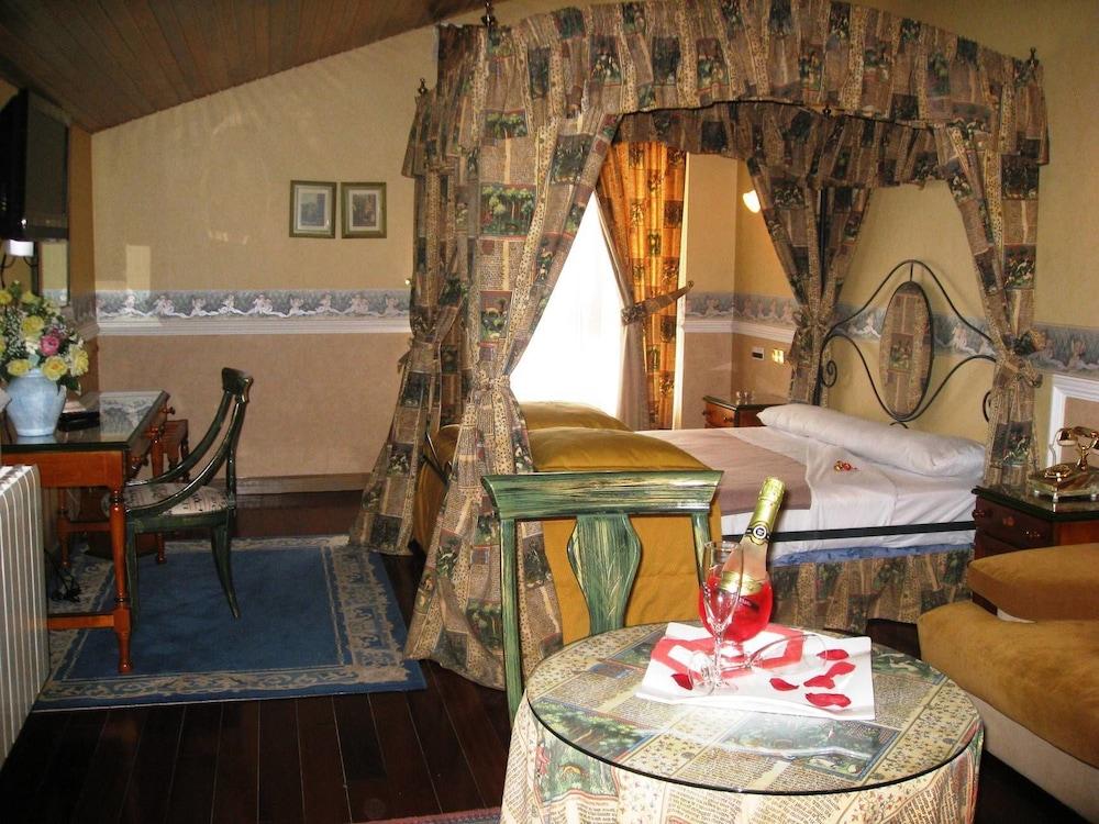 My Rooms City Hotel Camino De Santiago Los Tomillares المظهر الخارجي الصورة