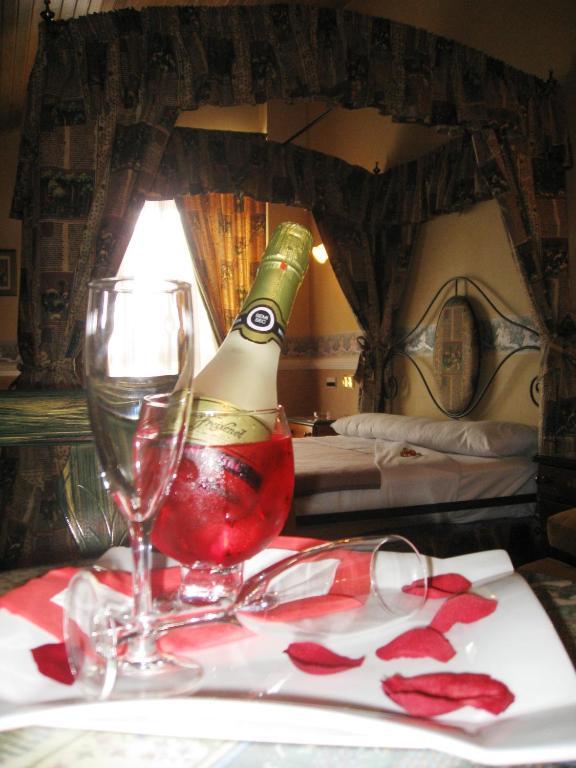 My Rooms City Hotel Camino De Santiago Los Tomillares الغرفة الصورة